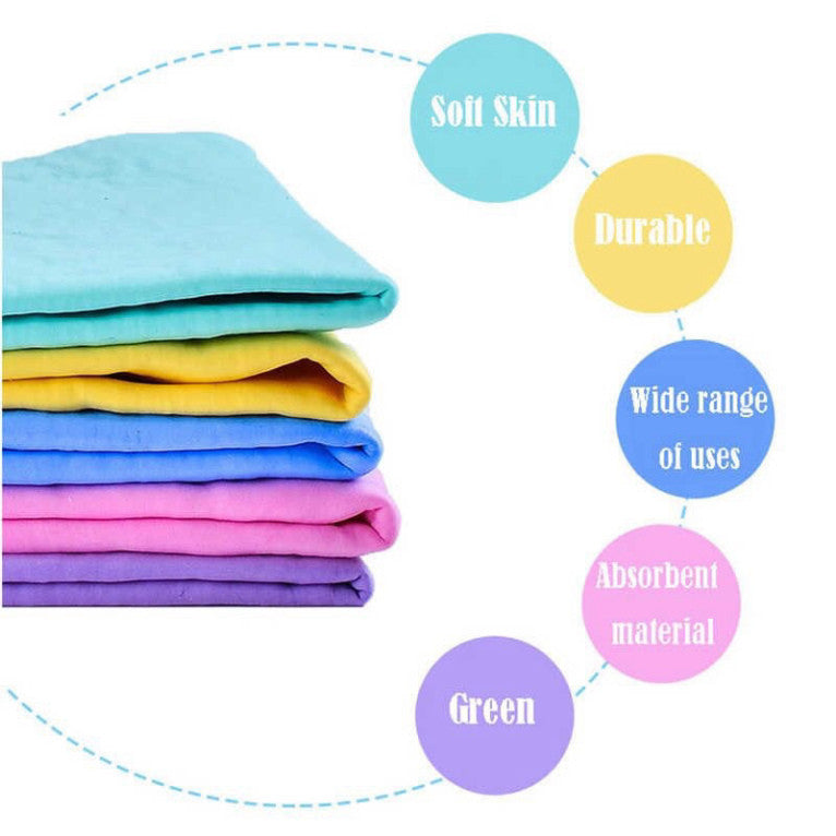 Khăn Tắm CLEAN CHARM Chó Mèo Siêu Thấm Nước Có Hộp Xịn - Huna